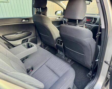 Бежевый Киа Sportage, объемом двигателя 0 л и пробегом 103 тыс. км за 17900 $, фото 7 на Automoto.ua