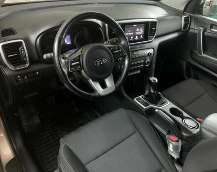 Бежевый Киа Sportage, объемом двигателя 1.6 л и пробегом 20 тыс. км за 19300 $, фото 10 на Automoto.ua