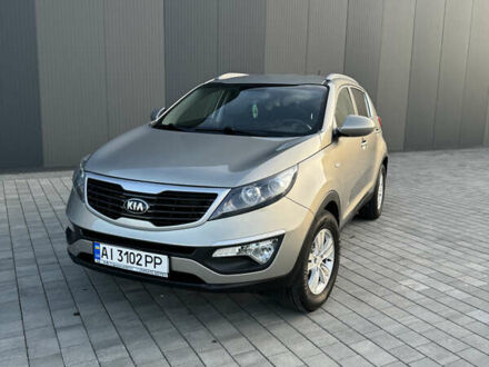 Бежевый Киа Sportage, объемом двигателя 2 л и пробегом 102 тыс. км за 15000 $, фото 1 на Automoto.ua