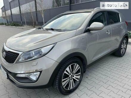 Бежевый Киа Sportage, объемом двигателя 2 л и пробегом 205 тыс. км за 17000 $, фото 1 на Automoto.ua