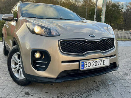 Бежевый Киа Sportage, объемом двигателя 2 л и пробегом 196 тыс. км за 14100 $, фото 1 на Automoto.ua