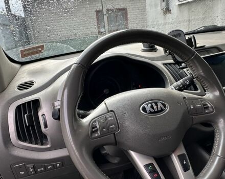 Черный Киа Sportage, объемом двигателя 2.4 л и пробегом 114 тыс. км за 12000 $, фото 5 на Automoto.ua