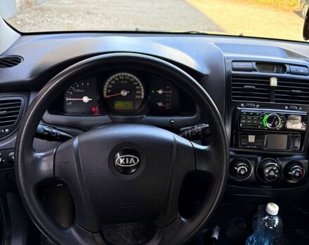 Черный Киа Sportage, объемом двигателя 2 л и пробегом 205 тыс. км за 7500 $, фото 9 на Automoto.ua