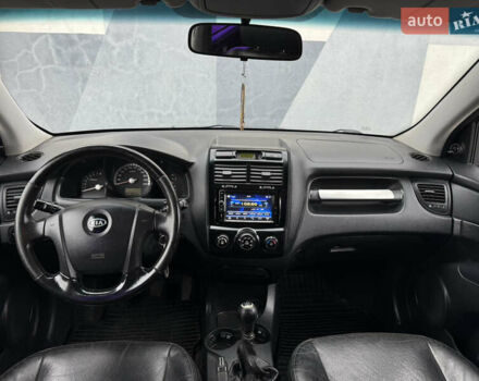 Черный Киа Sportage, объемом двигателя 2 л и пробегом 370 тыс. км за 6500 $, фото 16 на Automoto.ua