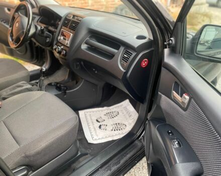 Черный Киа Sportage, объемом двигателя 2 л и пробегом 161 тыс. км за 4300 $, фото 15 на Automoto.ua