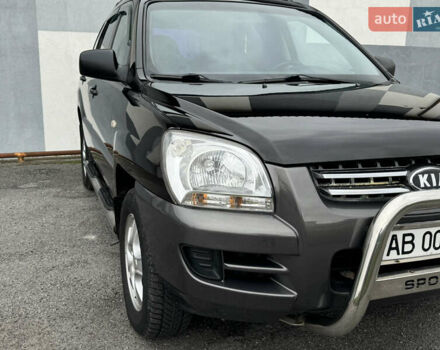 Черный Киа Sportage, объемом двигателя 2 л и пробегом 370 тыс. км за 6500 $, фото 4 на Automoto.ua