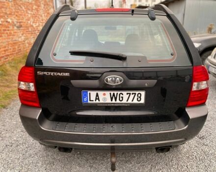 Черный Киа Sportage, объемом двигателя 2 л и пробегом 161 тыс. км за 4300 $, фото 5 на Automoto.ua