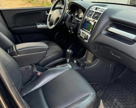 Черный Киа Sportage, объемом двигателя 2 л и пробегом 199 тыс. км за 6999 $, фото 5 на Automoto.ua