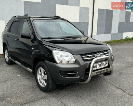 Черный Киа Sportage, объемом двигателя 2 л и пробегом 370 тыс. км за 6500 $, фото 3 на Automoto.ua