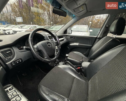 Чорний Кіа Sportage, об'ємом двигуна 2 л та пробігом 250 тис. км за 8300 $, фото 14 на Automoto.ua