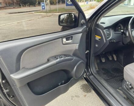 Черный Киа Sportage, объемом двигателя 2 л и пробегом 202 тыс. км за 6500 $, фото 6 на Automoto.ua