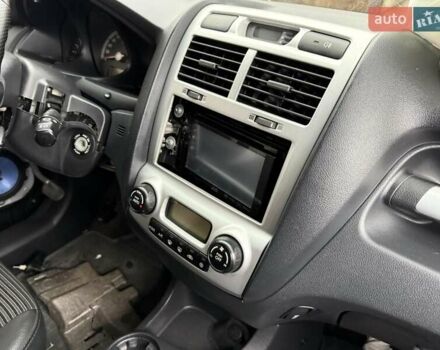 Черный Киа Sportage, объемом двигателя 1.99 л и пробегом 219 тыс. км за 3300 $, фото 12 на Automoto.ua