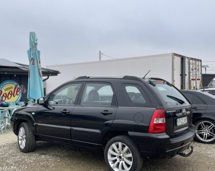 Чорний Кіа Sportage, об'ємом двигуна 2 л та пробігом 257 тис. км за 3472 $, фото 2 на Automoto.ua