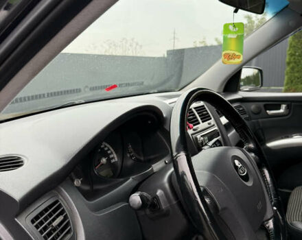 Киа Sportage 2006 в Каменце-Подольском на Automoto.ua Черный Киа Sportage, объемом двигателя 1.98 л и пробегом 248 тыс. км за 6999 $, фото 17 на Automoto.ua