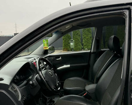 Чорний Кіа Sportage, об'ємом двигуна 1.98 л та пробігом 248 тис. км за 6999 $, фото 17 на Automoto.ua