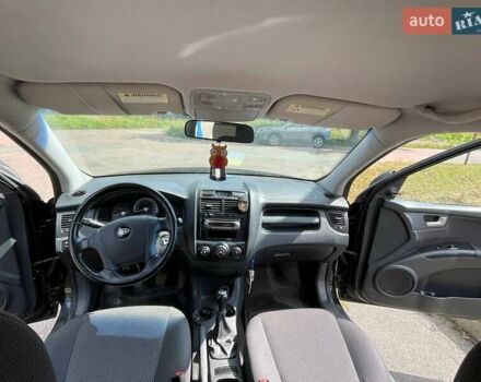 Чорний Кіа Sportage, об'ємом двигуна 1.98 л та пробігом 200 тис. км за 7900 $, фото 18 на Automoto.ua