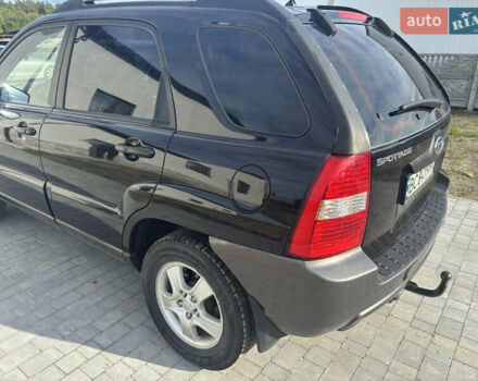 Черный Киа Sportage, объемом двигателя 2 л и пробегом 300 тыс. км за 6800 $, фото 3 на Automoto.ua