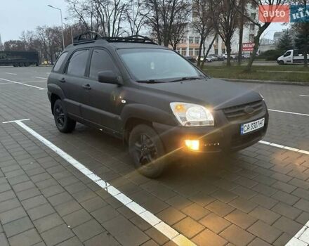 Черный Киа Sportage, объемом двигателя 2 л и пробегом 322 тыс. км за 7000 $, фото 1 на Automoto.ua
