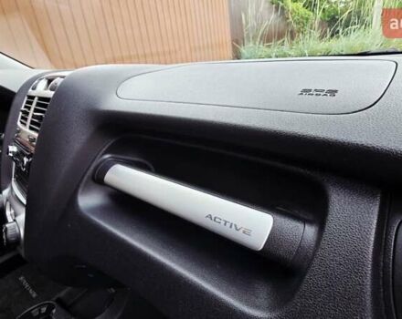 Чорний Кіа Sportage, об'ємом двигуна 2 л та пробігом 172 тис. км за 7999 $, фото 50 на Automoto.ua