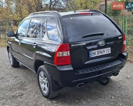 Черный Киа Sportage, объемом двигателя 1.99 л и пробегом 283 тыс. км за 6850 $, фото 5 на Automoto.ua