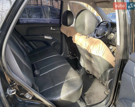 Черный Киа Sportage, объемом двигателя 1.99 л и пробегом 350 тыс. км за 8400 $, фото 12 на Automoto.ua