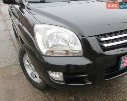 Черный Киа Sportage, объемом двигателя 2 л и пробегом 213 тыс. км за 7700 $, фото 7 на Automoto.ua