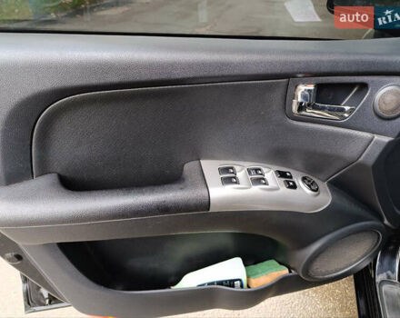 Чорний Кіа Sportage, об'ємом двигуна 1.98 л та пробігом 232 тис. км за 7900 $, фото 15 на Automoto.ua
