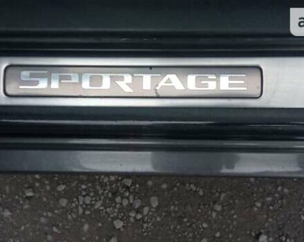 Черный Киа Sportage, объемом двигателя 1.98 л и пробегом 240 тыс. км за 6599 $, фото 43 на Automoto.ua