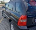 Чорний Кіа Sportage, об'ємом двигуна 2 л та пробігом 236 тис. км за 7500 $, фото 13 на Automoto.ua