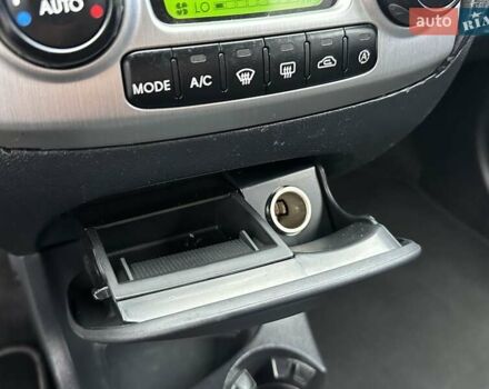 Черный Киа Sportage, объемом двигателя 2 л и пробегом 240 тыс. км за 7650 $, фото 56 на Automoto.ua