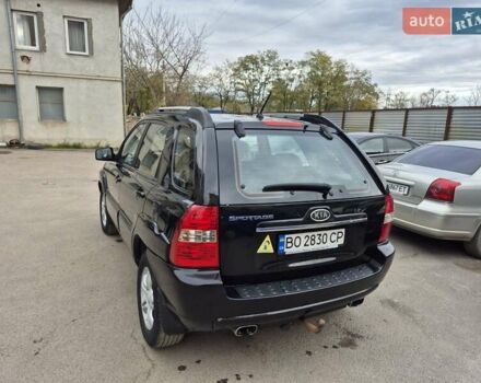 Черный Киа Sportage, объемом двигателя 2 л и пробегом 226 тыс. км за 7500 $, фото 6 на Automoto.ua