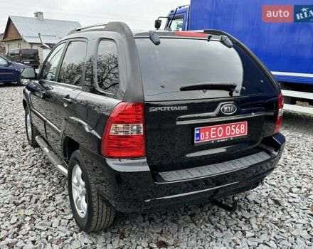Черный Киа Sportage, объемом двигателя 2 л и пробегом 240 тыс. км за 7650 $, фото 4 на Automoto.ua