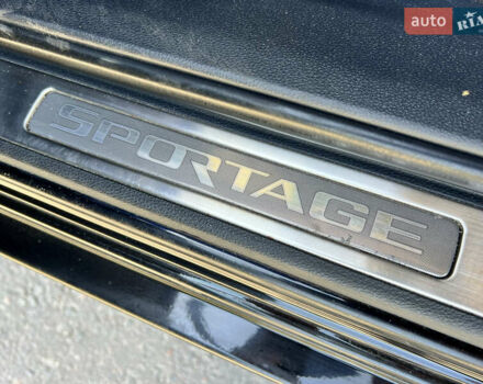 Черный Киа Sportage, объемом двигателя 2 л и пробегом 171 тыс. км за 8599 $, фото 20 на Automoto.ua