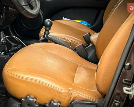 Черный Киа Sportage, объемом двигателя 1.98 л и пробегом 247 тыс. км за 7700 $, фото 17 на Automoto.ua