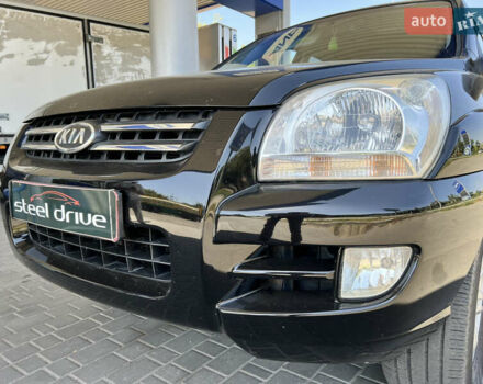 Черный Киа Sportage, объемом двигателя 2 л и пробегом 171 тыс. км за 8599 $, фото 4 на Automoto.ua