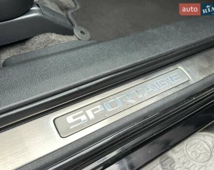 Черный Киа Sportage, объемом двигателя 2 л и пробегом 240 тыс. км за 7650 $, фото 74 на Automoto.ua