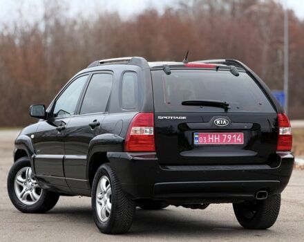 Черный Киа Sportage, объемом двигателя 2 л и пробегом 213 тыс. км за 8600 $, фото 6 на Automoto.ua