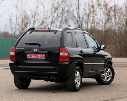 Черный Киа Sportage, объемом двигателя 2 л и пробегом 213 тыс. км за 8600 $, фото 7 на Automoto.ua