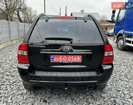 Черный Киа Sportage, объемом двигателя 2 л и пробегом 240 тыс. км за 7650 $, фото 3 на Automoto.ua
