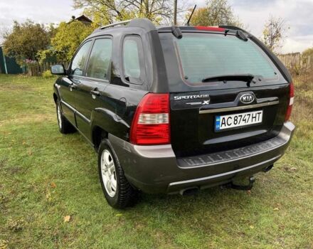 Черный Киа Sportage, объемом двигателя 2 л и пробегом 229 тыс. км за 4600 $, фото 2 на Automoto.ua