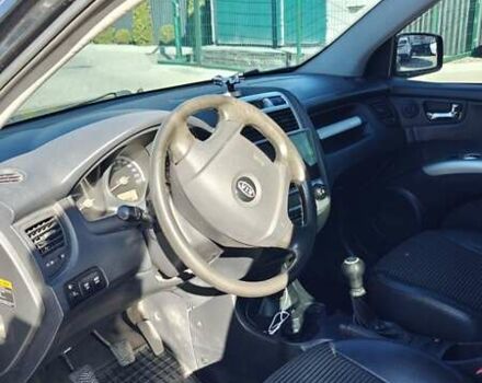 Черный Киа Sportage, объемом двигателя 1.98 л и пробегом 234 тыс. км за 8000 $, фото 14 на Automoto.ua