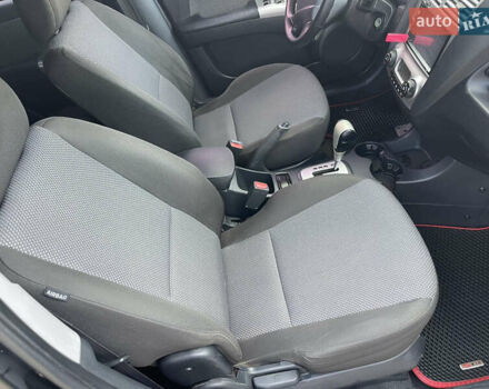 Чорний Кіа Sportage, об'ємом двигуна 1.99 л та пробігом 192 тис. км за 9500 $, фото 10 на Automoto.ua