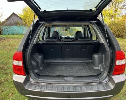 Черный Киа Sportage, объемом двигателя 2 л и пробегом 229 тыс. км за 4600 $, фото 12 на Automoto.ua