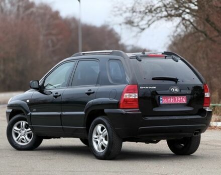 Черный Киа Sportage, объемом двигателя 2 л и пробегом 213 тыс. км за 8600 $, фото 9 на Automoto.ua