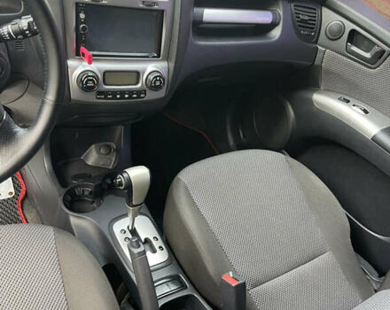 Чорний Кіа Sportage, об'ємом двигуна 1.99 л та пробігом 192 тис. км за 9500 $, фото 7 на Automoto.ua