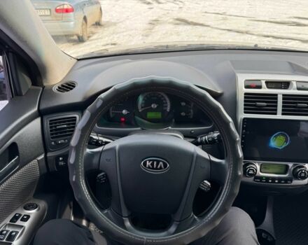 Чорний Кіа Sportage, об'ємом двигуна 2 л та пробігом 191 тис. км за 9500 $, фото 14 на Automoto.ua