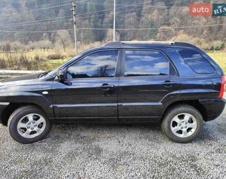 Кіа Sportage 2008 у Межгорье на Automoto.ua Чорний Кіа Sportage, об'ємом двигуна 2 л та пробігом 231 тис. км за 8300 $, фото 9 на Automoto.ua