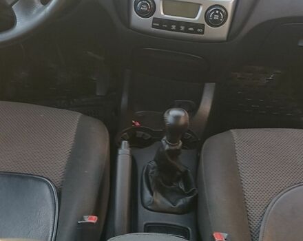 Кіа Sportage 2008 у Львові на Automoto.ua Чорний Кіа Sportage, об'ємом двигуна 2 л та пробігом 169 тис. км за 7000 $, фото 6 на Automoto.ua