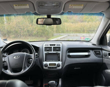 Чорний Кіа Sportage, об'ємом двигуна 1.99 л та пробігом 257 тис. км за 8500 $, фото 31 на Automoto.ua