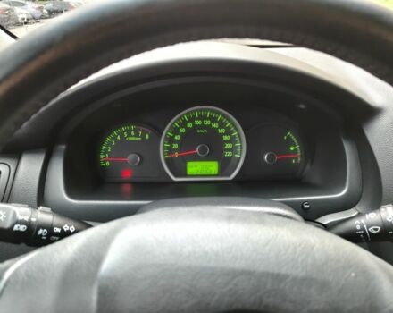 Черный Киа Sportage, объемом двигателя 2.7 л и пробегом 230 тыс. км за 7800 $, фото 6 на Automoto.ua